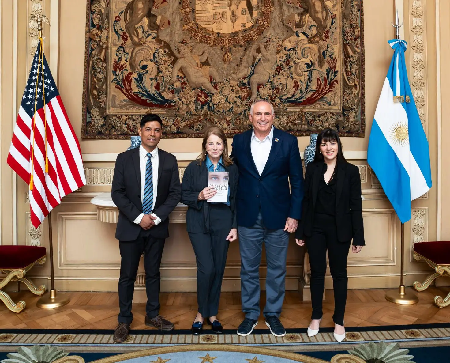 Reunión de UJ con el Embajador de EEUU