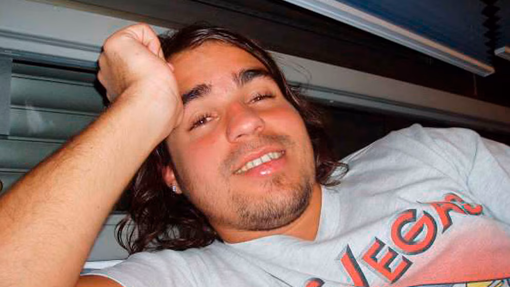 Historia de Ariel Malvino